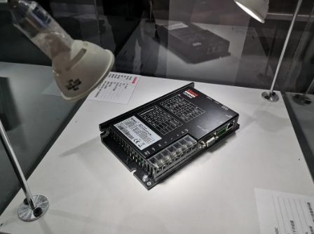 低压伺服, 伺服电机, 伺服驱动器, 运功控制器, agv小车伺服, 智能物流解决方案 低压伺服, 伺服电机, 伺服驱动器, 运功控制器, agv小车伺服, 智能物流解决方案